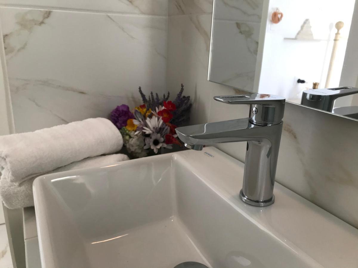 Sea View Pension Violeta Room1 For Two パロス島 エクステリア 写真